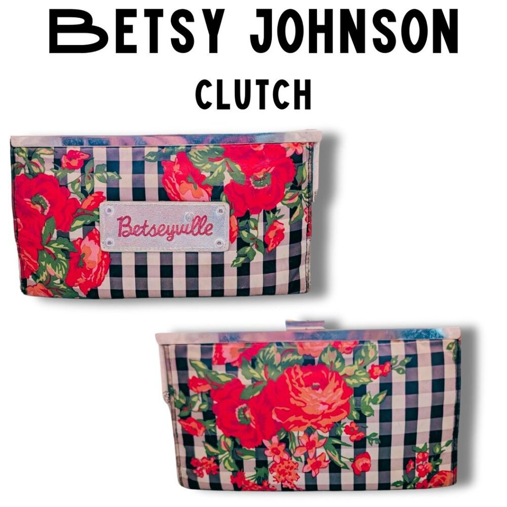 BETSEYVILLE BY BETSEY JOHNSON // Gingham Floral Graphic Clutch
